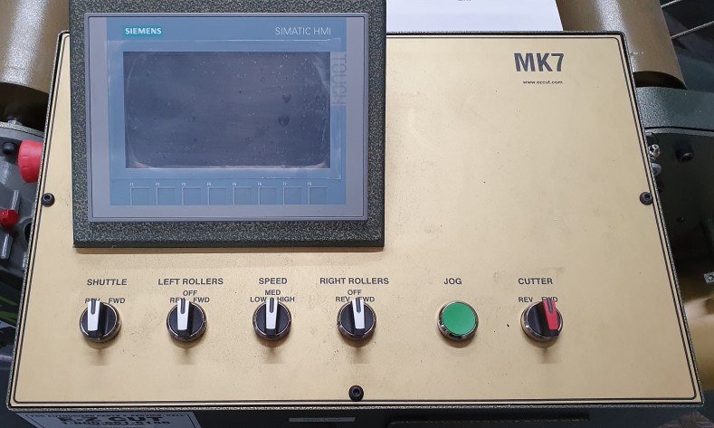 Ez-Cut late model Mk7 dash touchscreen